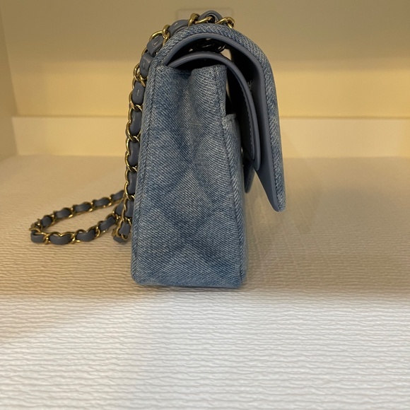 CHANEL CLASSIC 11.12 HANDBAG - Picture 3 of 13